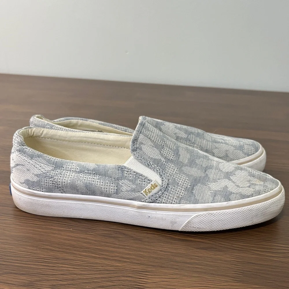 Keds Womens Double Decker Floral Jacquard Slip On Sneakers WF64618 Blue White